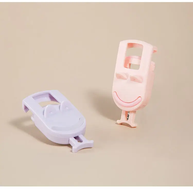 Mini Portable Eyelash Curler Silicone Strip Light Blue — feature 15