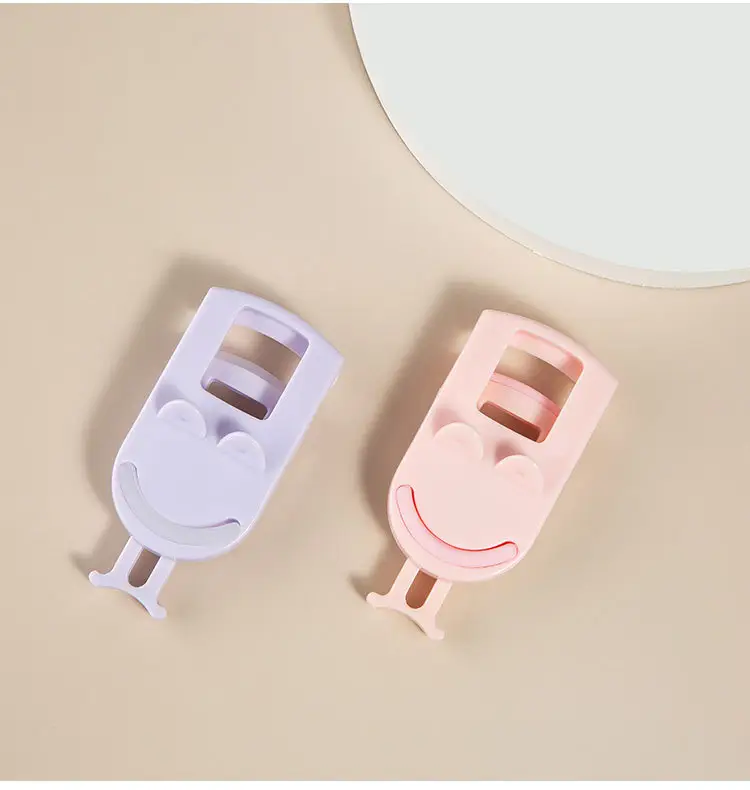 Mini Portable Eyelash Curler Silicone Strip Light Blue — feature 16