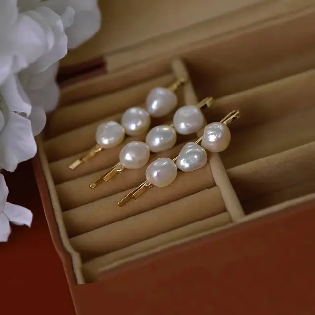 Pearl Hairpin for Women with Elegant Design - Image 3