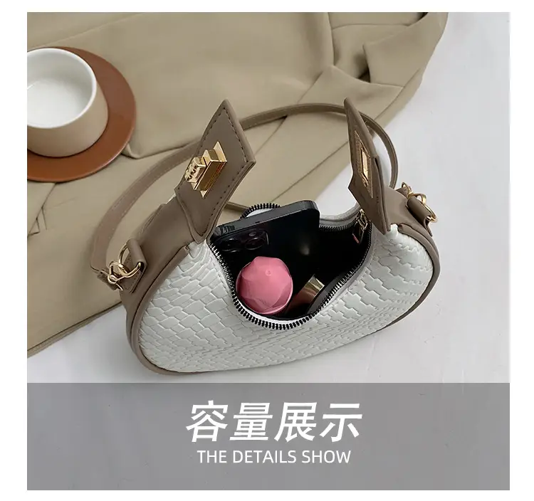 2023 Winter Women's Retro Shoulder Messenger Bag — feature 10
