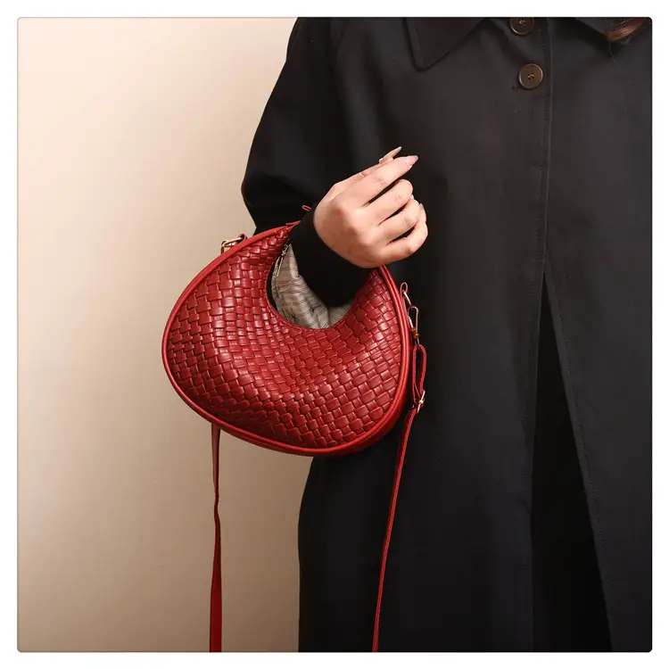 2023 Winter Women's Retro Shoulder Messenger Bag — feature 26