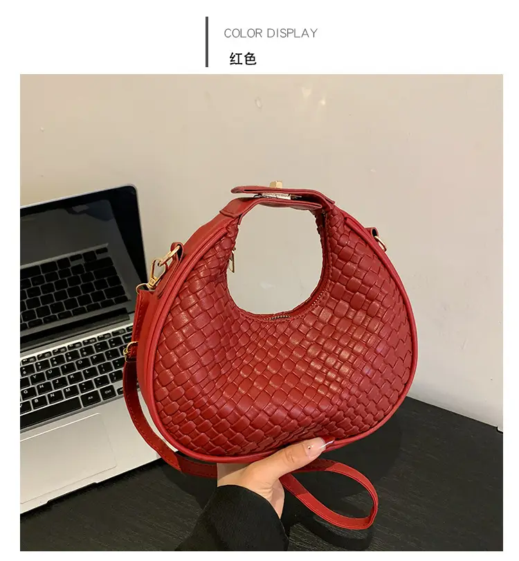 2023 Winter Women's Retro Shoulder Messenger Bag — feature 29