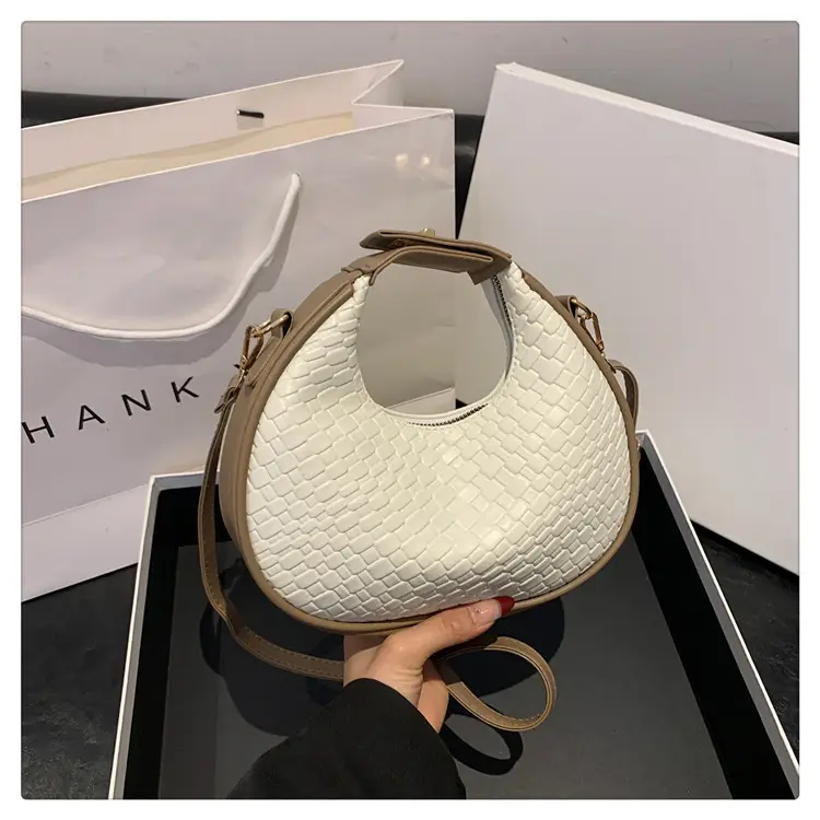 2023 Winter Women's Retro Shoulder Messenger Bag — feature 35