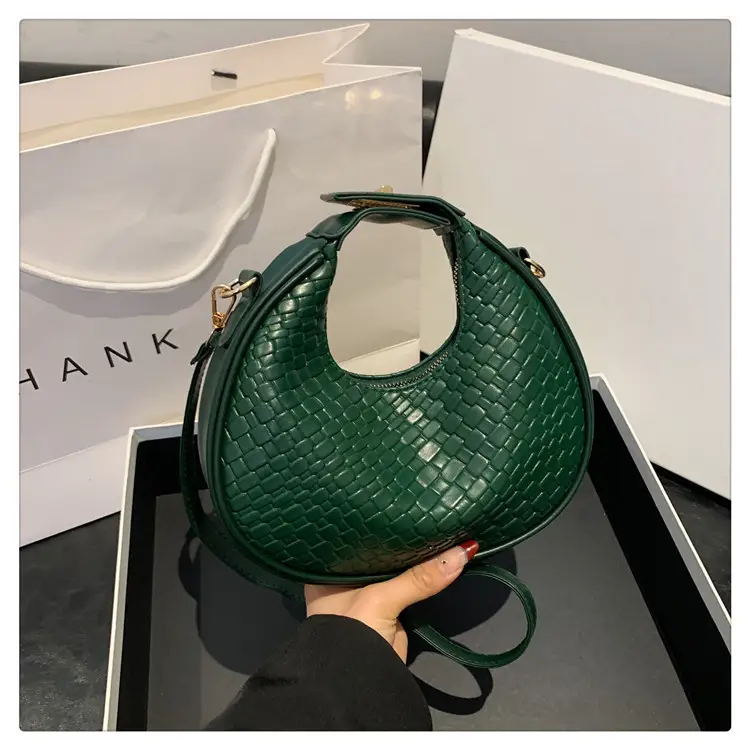 2023 Winter Women's Retro Shoulder Messenger Bag — feature 38