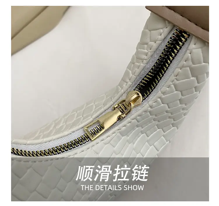 2023 Winter Women's Retro Shoulder Messenger Bag — feature 8