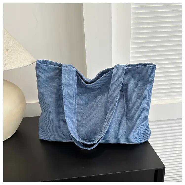 2023 Winter Large Capacity Shoulder Bag for Women — feature 14