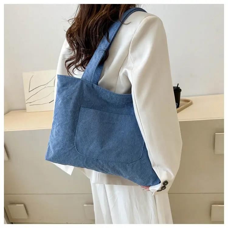 2023 Winter Large Capacity Shoulder Bag for Women — feature 19