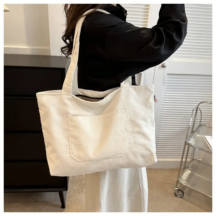 2023 Winter Large Capacity Shoulder Bag for Women — feature 21