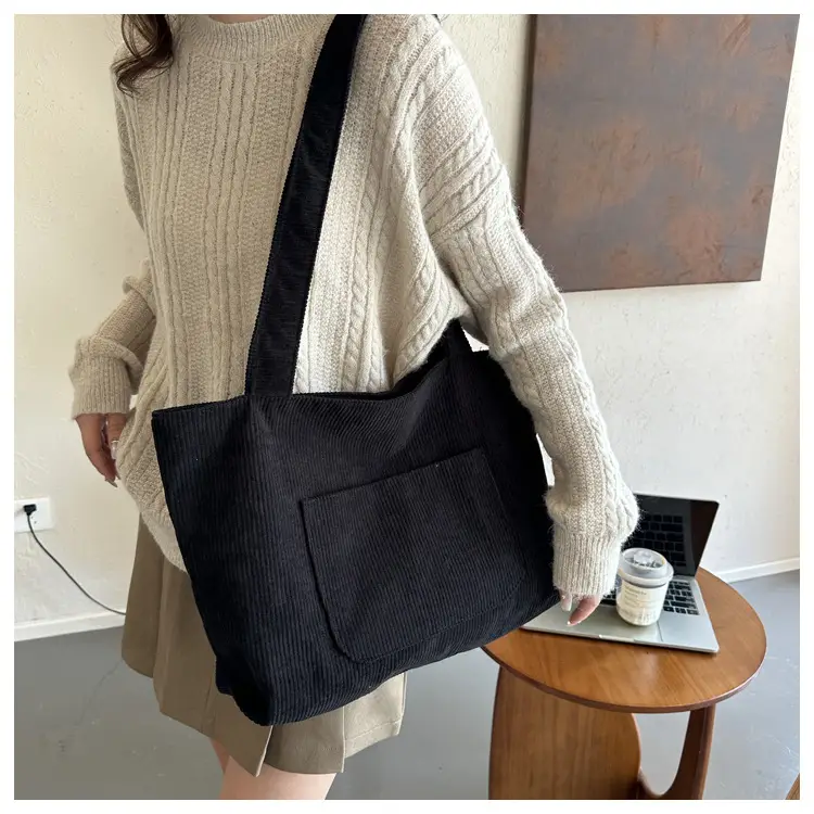 2023 Winter Large Capacity Shoulder Bag for Women — feature 24
