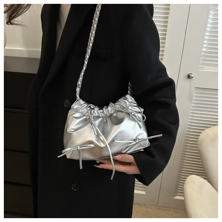 2023 Winter Pleated Chain Bow Bag Women