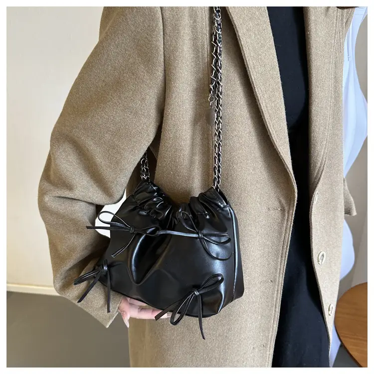 2023 Winter Pleated Chain Bow Bag Women — feature 32