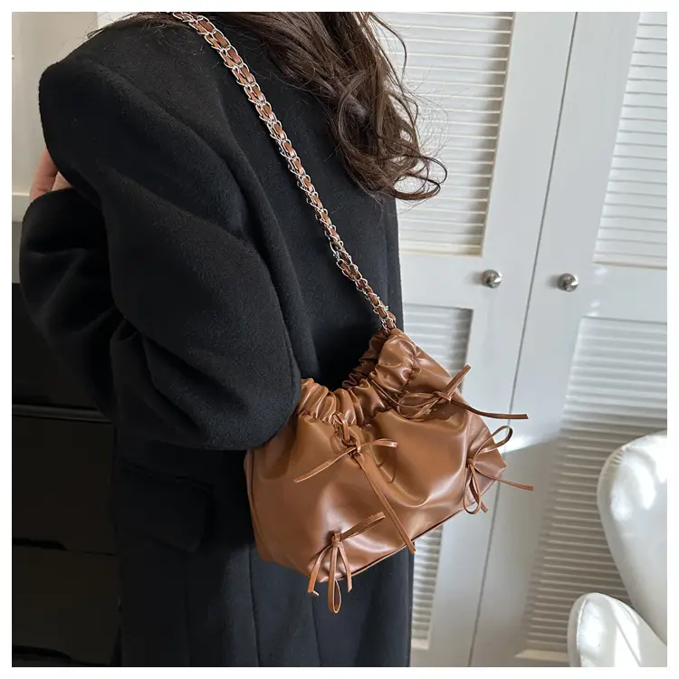 2023 Winter Pleated Chain Bow Bag Women — feature 37