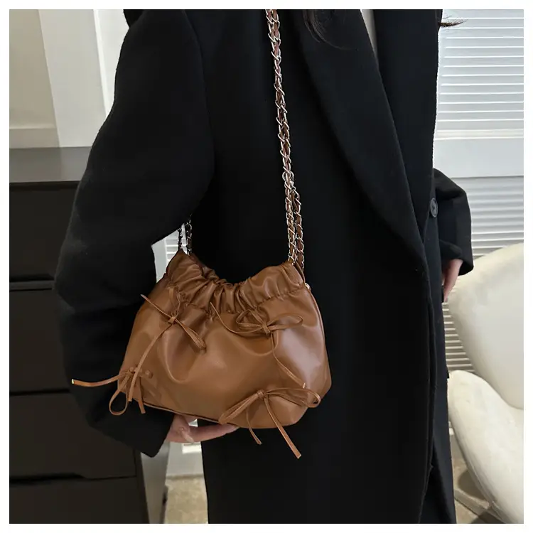 2023 Winter Pleated Chain Bow Bag Women — feature 40