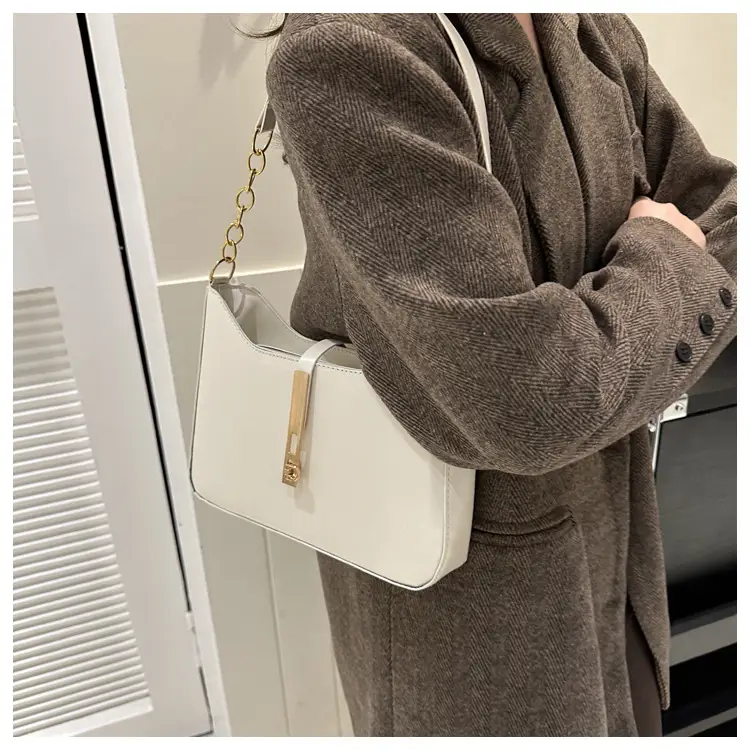 Women's Brown Leather Shoulder Bag 2023 New Fashion — feature 18