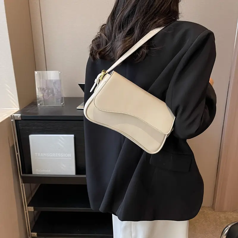 Red Magnetic Buckle Shoulder Bag for Women