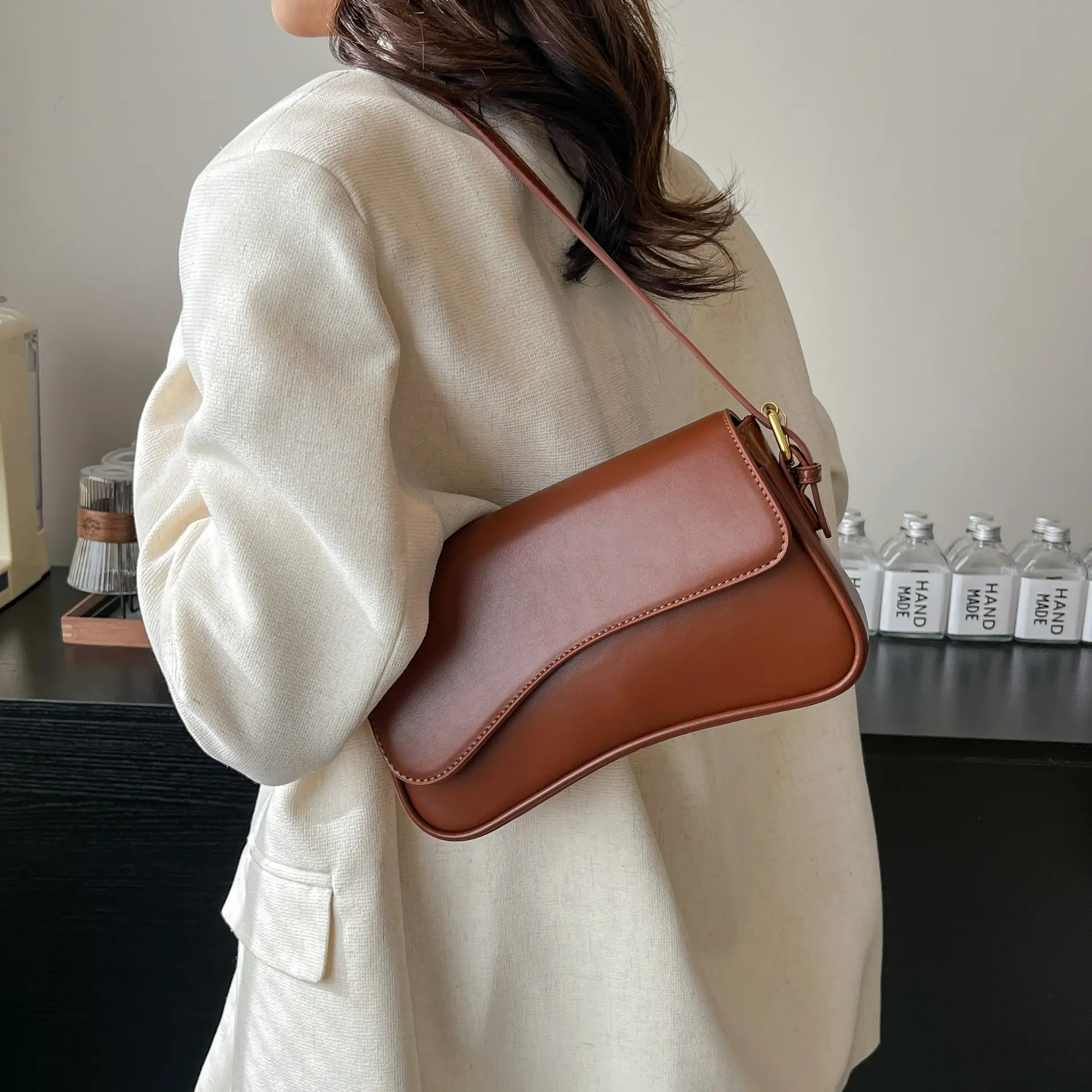 Red Magnetic Buckle Shoulder Bag for Women