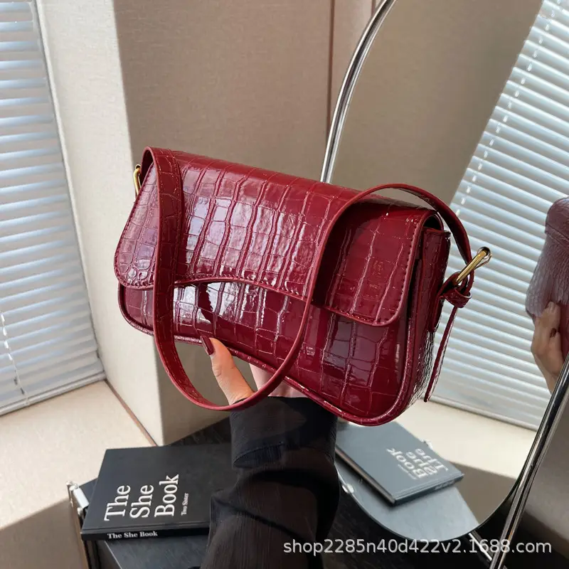 Red Magnetic Buckle Shoulder Bag for Women