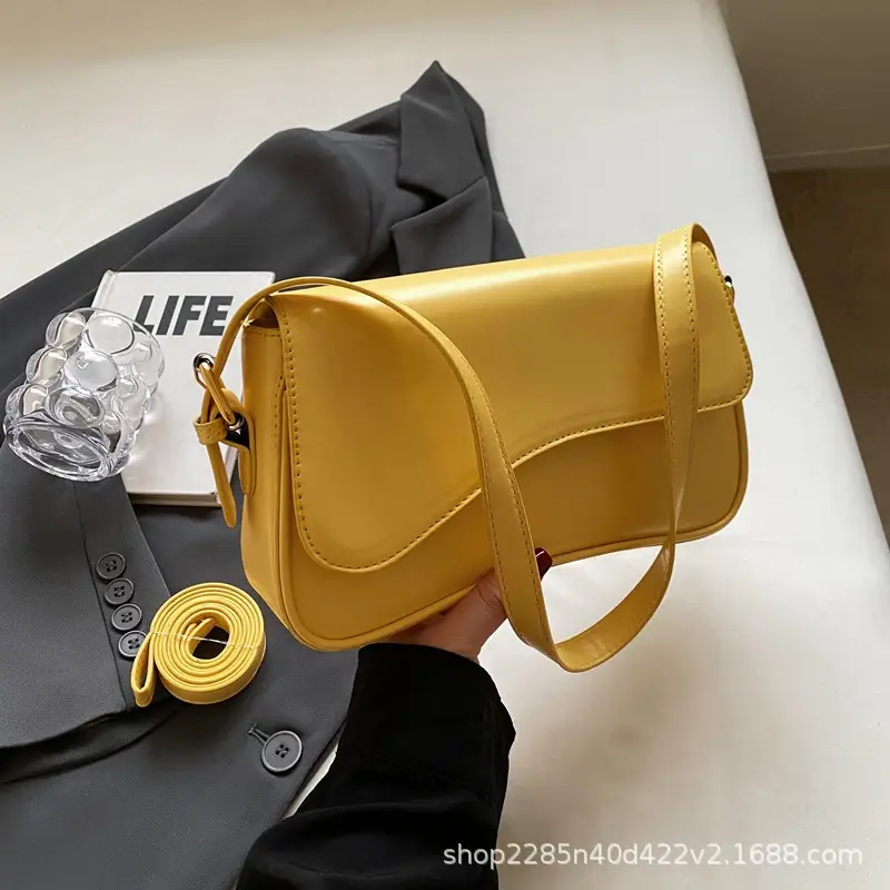 Red Magnetic Buckle Shoulder Bag for Women