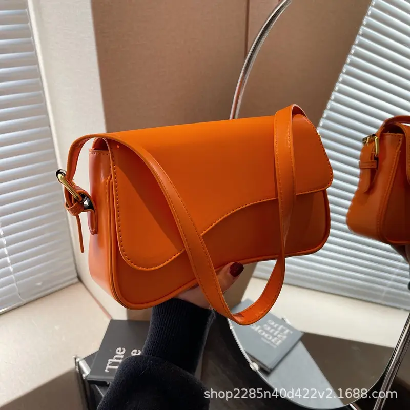 Red Magnetic Buckle Shoulder Bag for Women