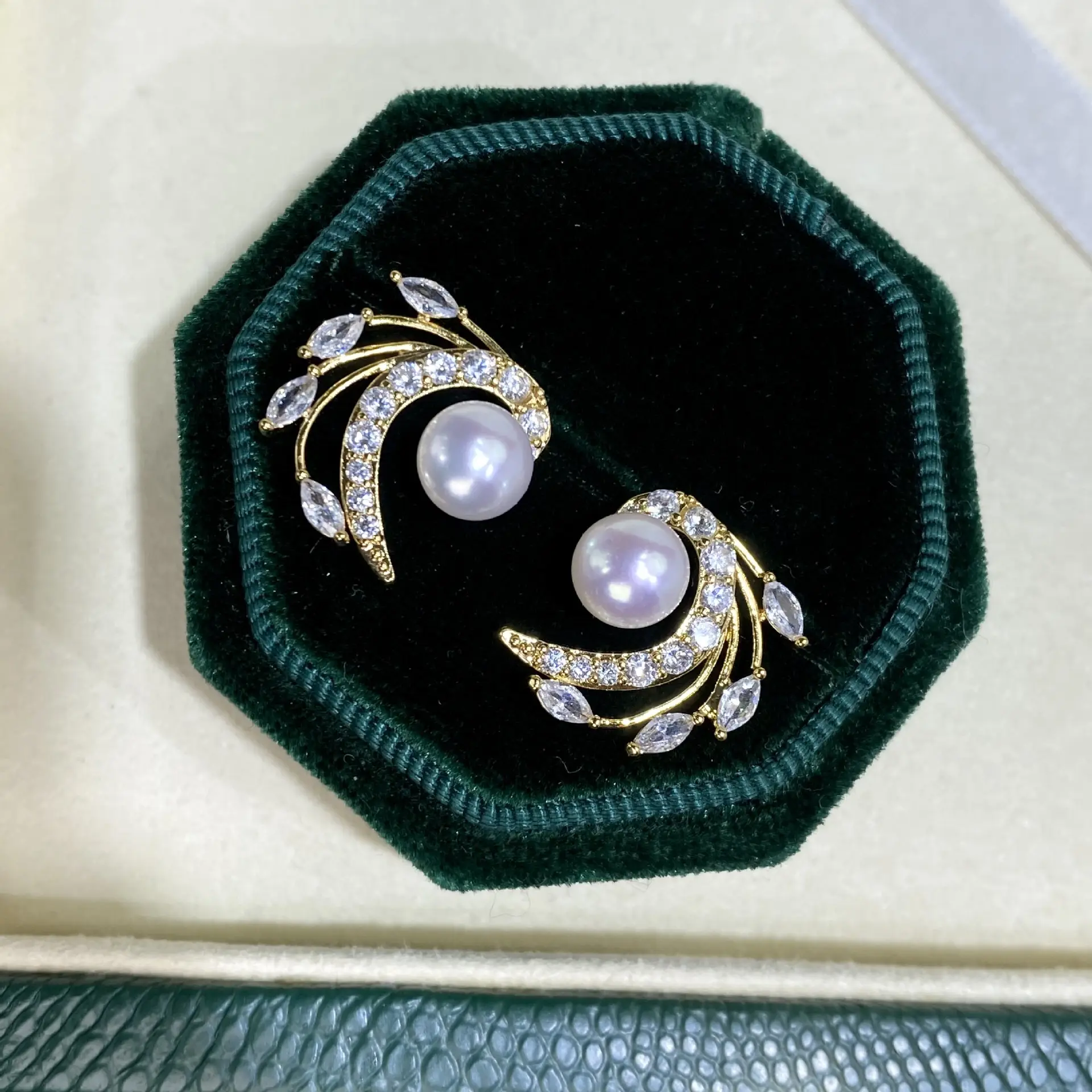 TikTok Gold Leaf Earrings with Pearl & Diamond Design