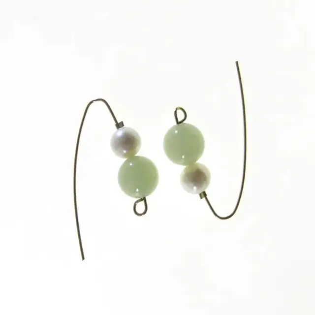 Green Pearl Earrings for Women Niche Design - Image 4