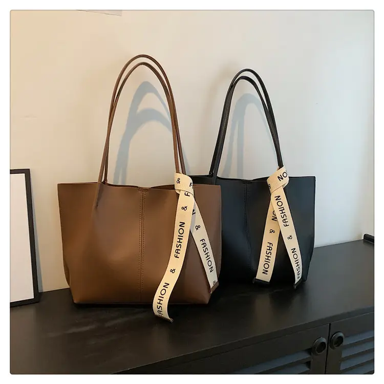 2023 Winter Brown Leather Shoulder Bag with "POV Fashion" Strap — feature 19