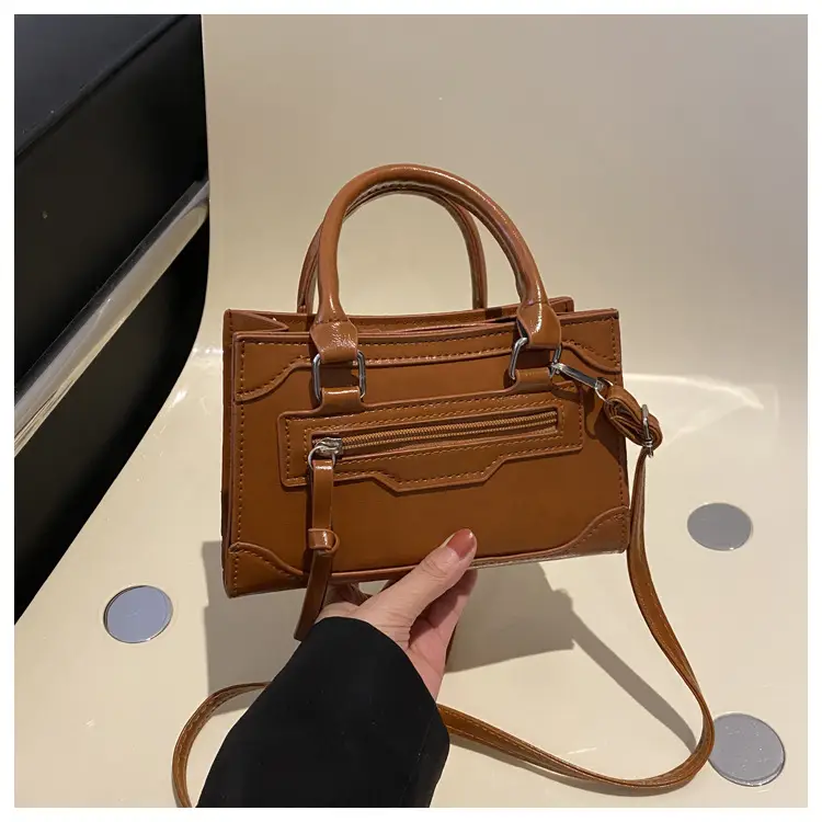 British Style Women's Shoulder Crossbody Bag 2023 New Stitching - Image 4