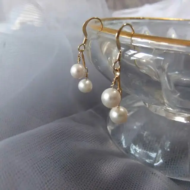 Natural Pearl Earrings Women's Gold Plated Near Round Cherry Design - Image 3