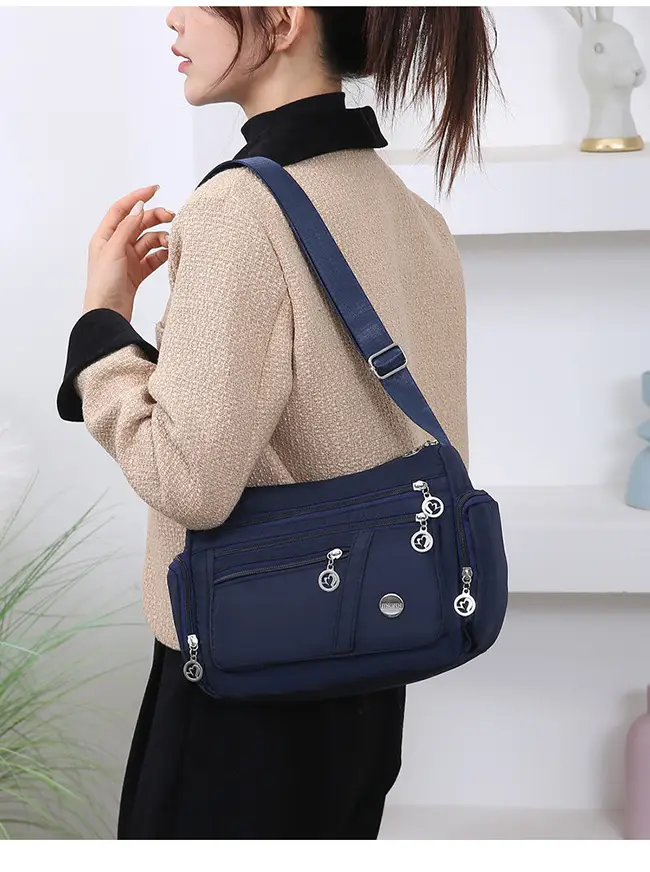 Women's Waterproof Nylon Shoulder Bag Large Capacity Korean Style — feature 12