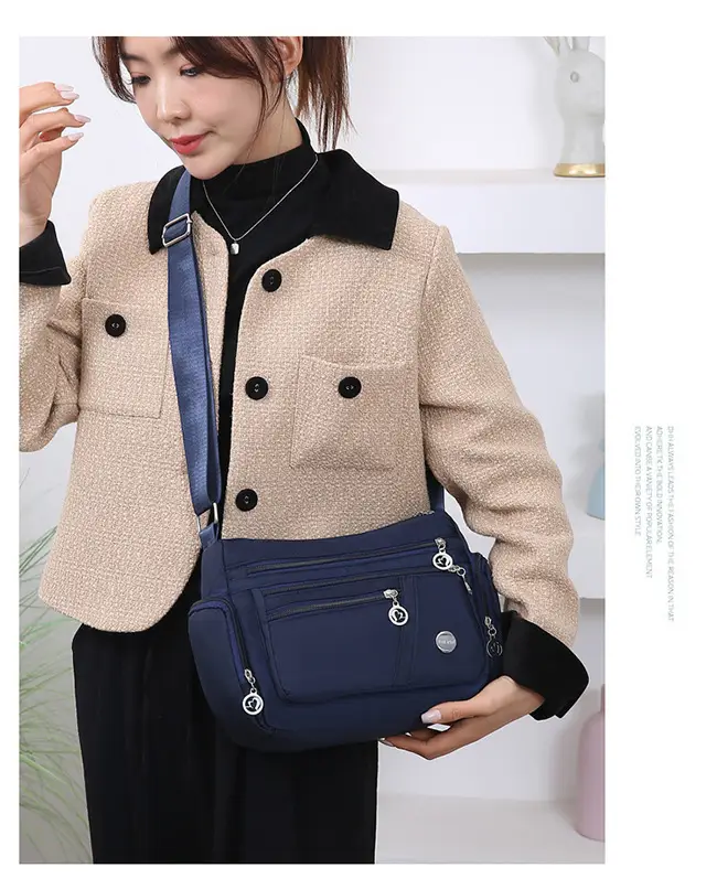 Women's Waterproof Nylon Shoulder Bag Large Capacity Korean Style — feature 13