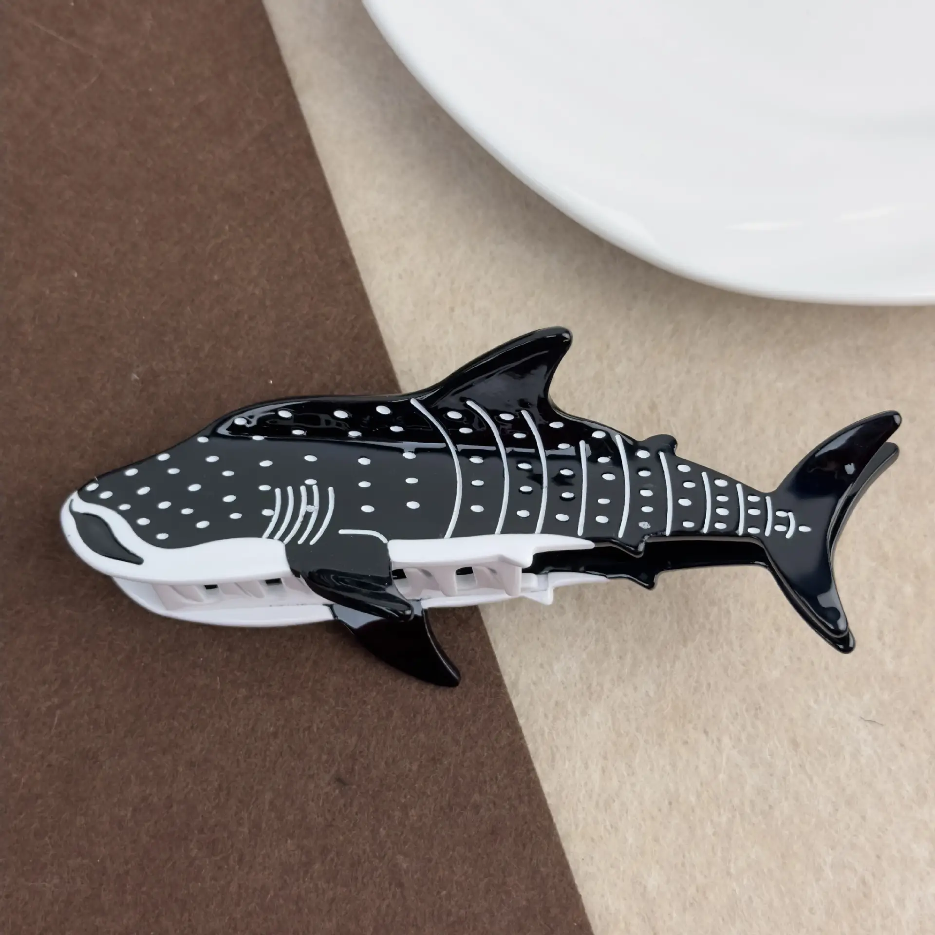 Blue Shark Grip Alternative Personality Acetate Clip