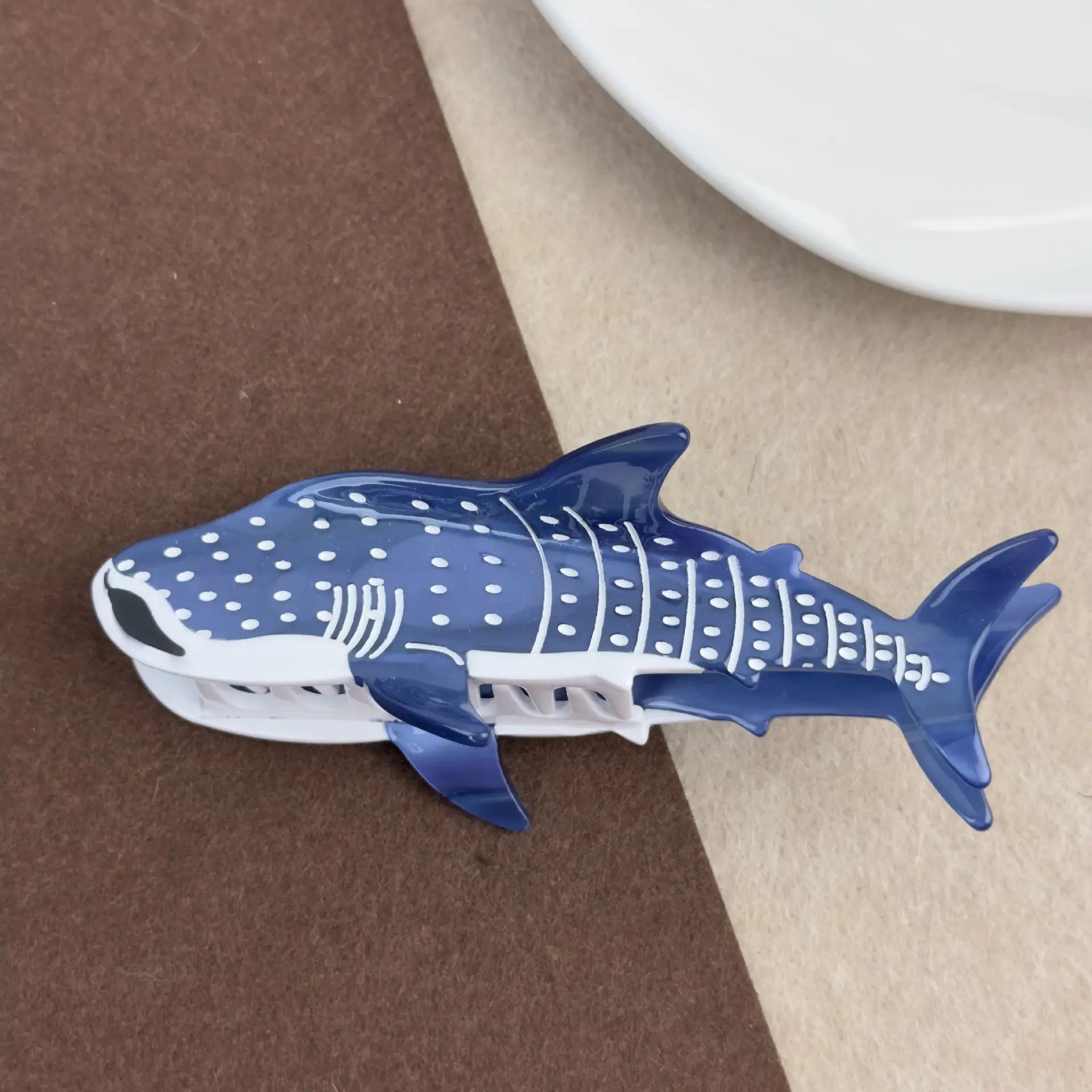 Blue Shark Grip Alternative Personality Acetate Clip