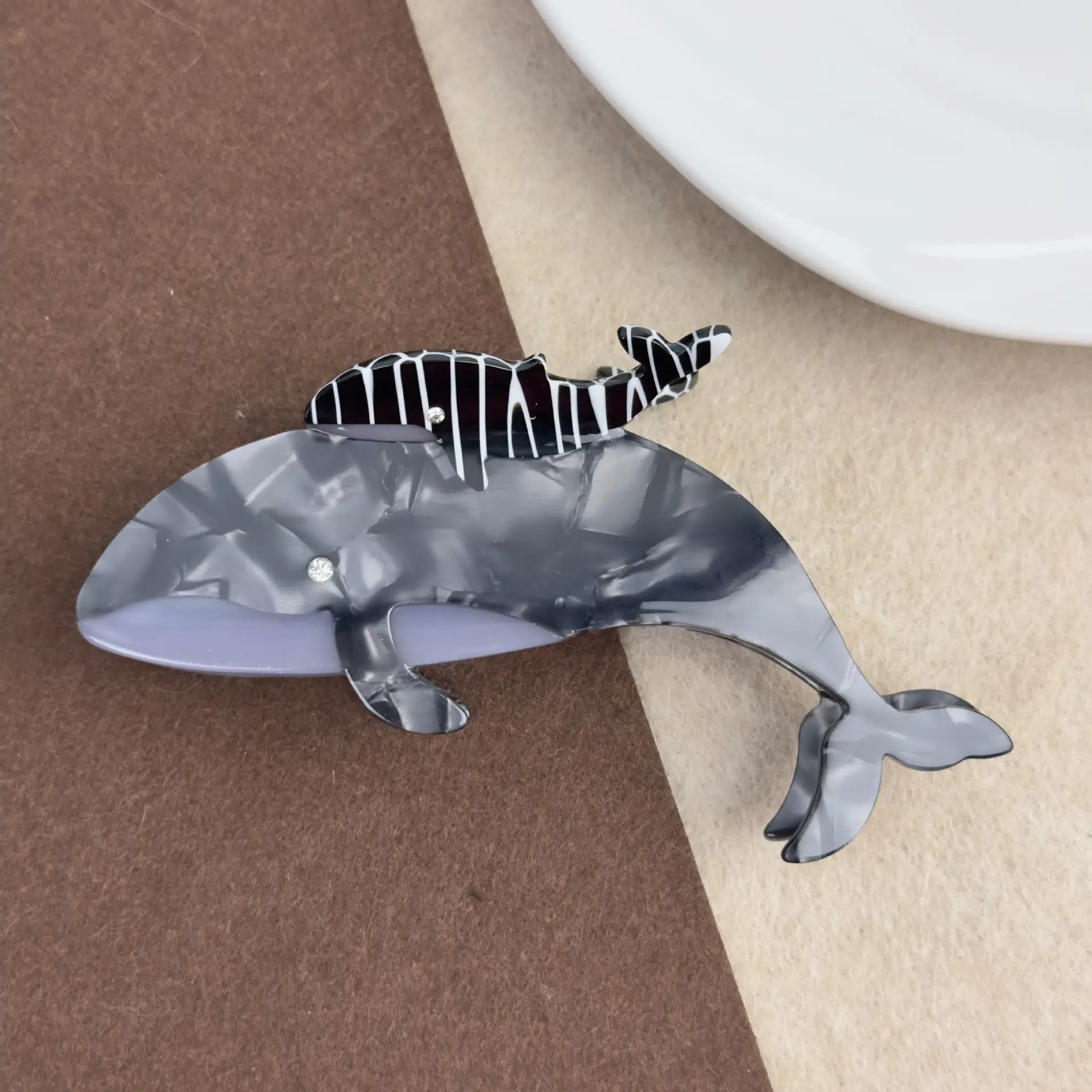 Blue Shark Grip Alternative Personality Acetate Clip