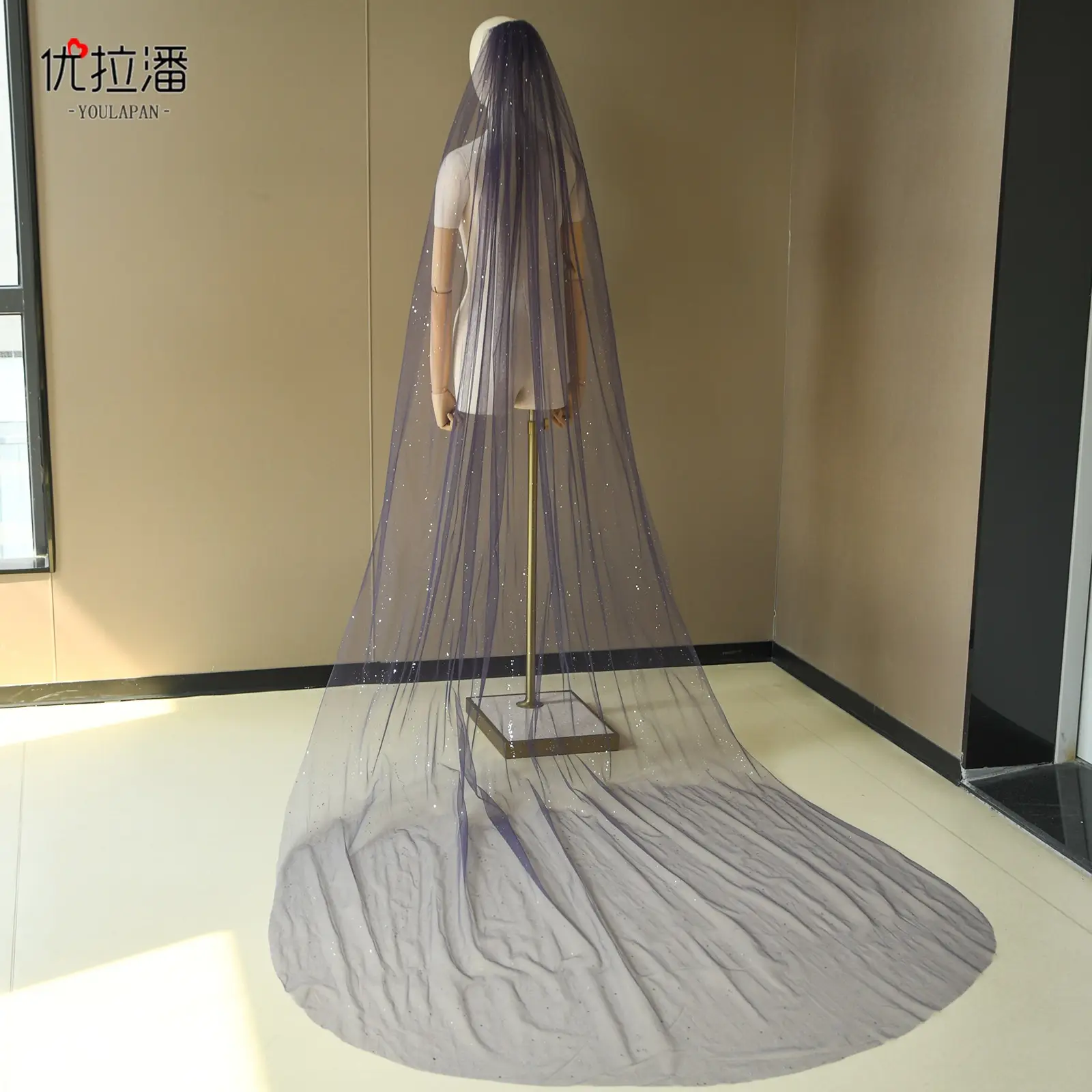 Yulapan V221 Bronzing Veil Bridal Stage Wear Maroon