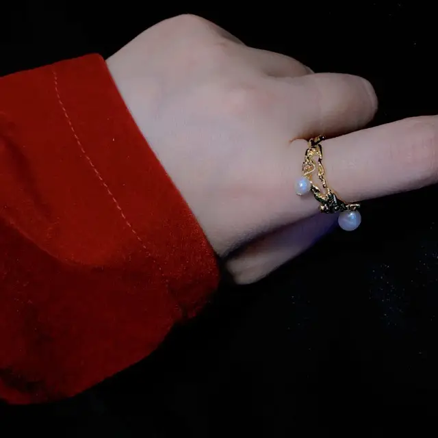 Gold Pearl Open Ring for Women's Fashion - Image 3