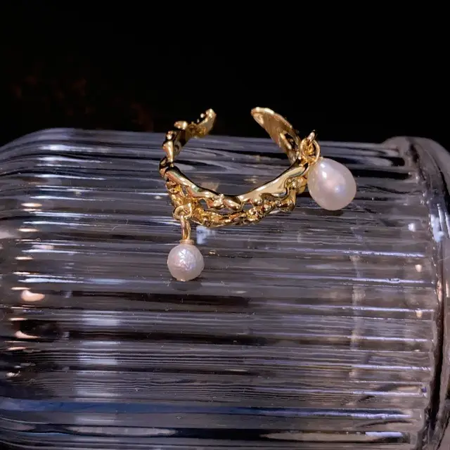 Gold Pearl Open Ring for Women's Fashion - Image 5