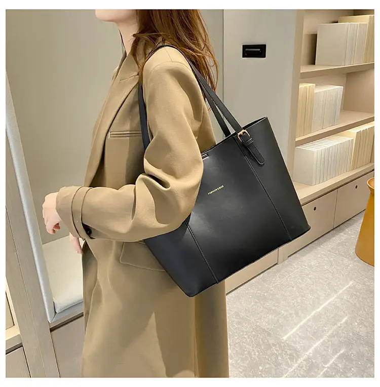 Retro Brown Beige Women's Shoulder Tote Bag 2023 — feature 10