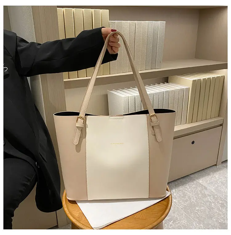 Retro Brown Beige Women's Shoulder Tote Bag 2023 — feature 24
