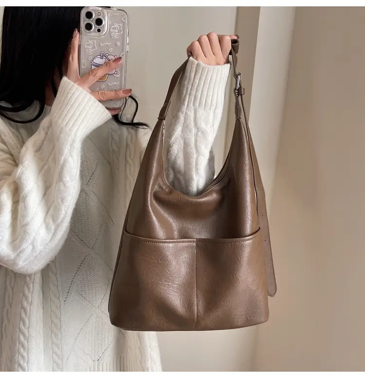 Vintage Brown Leather Shoulder Bag for Women 2024 — feature 15