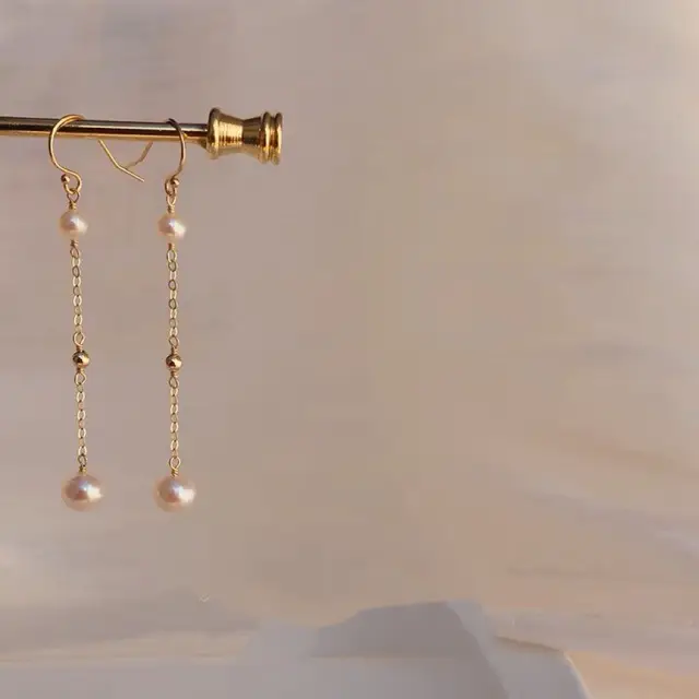 Pearl Drop Earrings Gold Plated Mirror Luster - Image 4