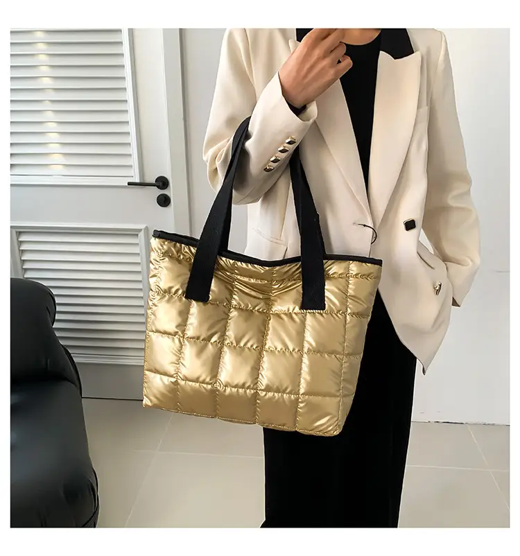 Women's Korean Style Padded Shoulder Tote Bag 2023 — feature 32