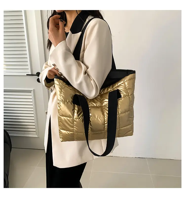 Women's Korean Style Padded Shoulder Tote Bag 2023 — feature 34