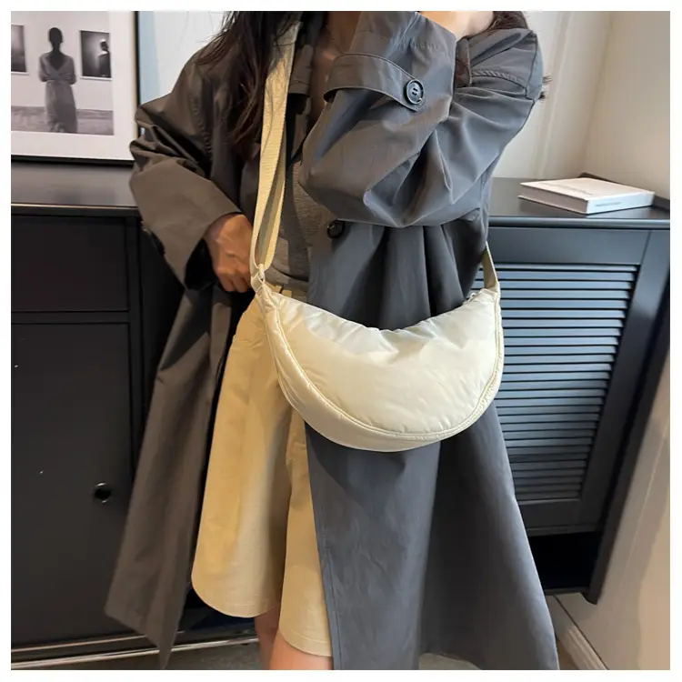 Pink Japanese Dumper Bag for Women Commute — feature 17