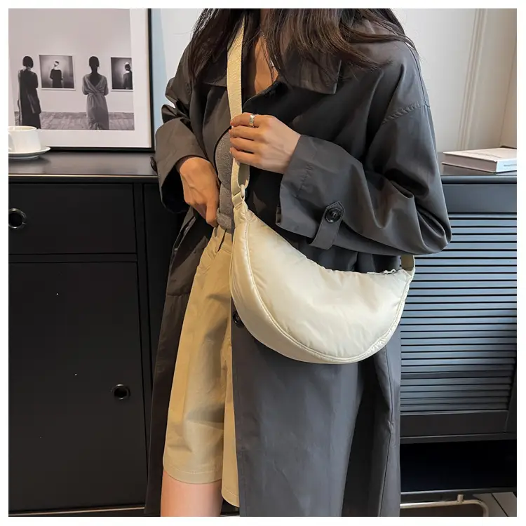 Pink Japanese Dumper Bag for Women Commute — feature 9