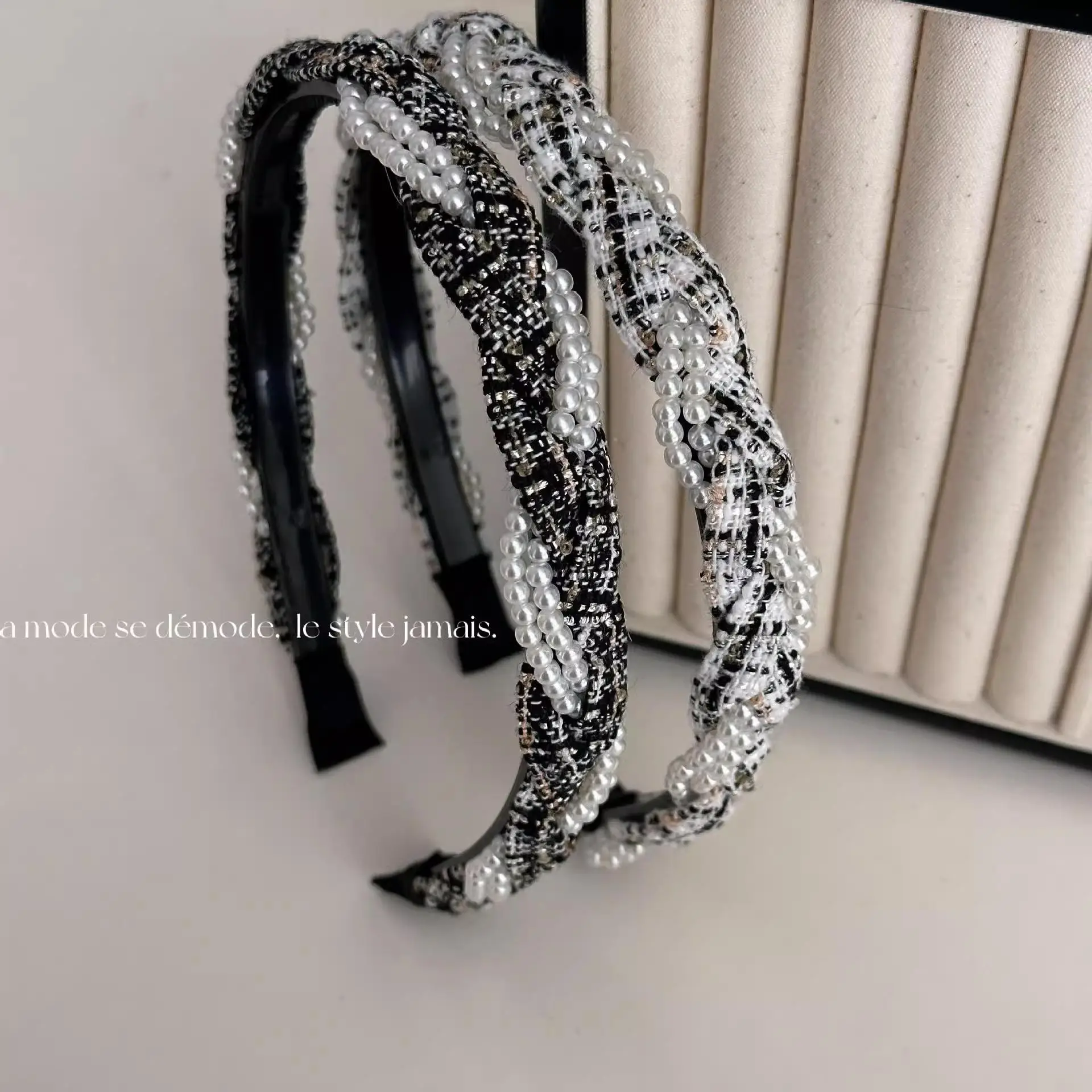 Narrow Pearl Twist Hair Band for Women — feature 2