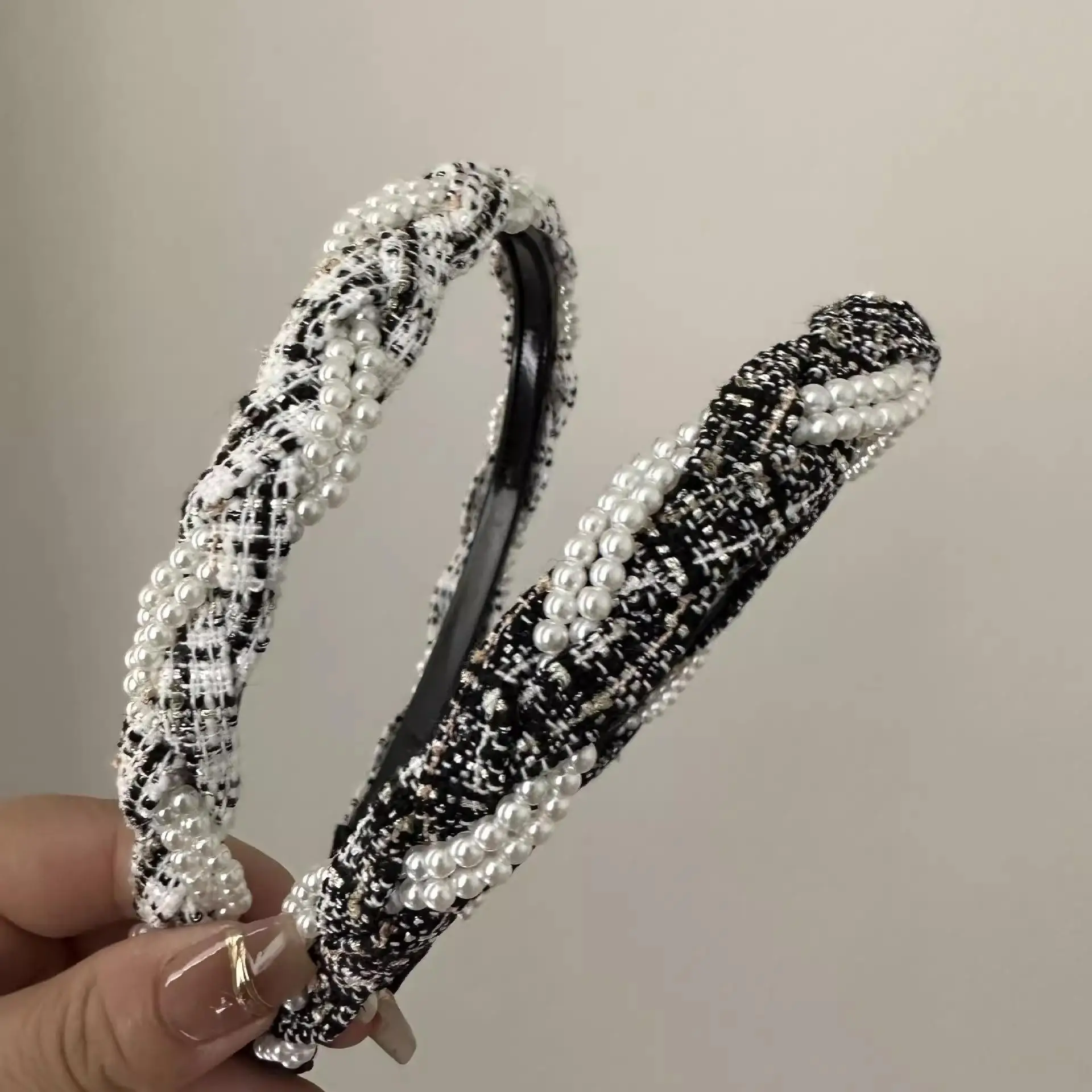 Narrow Pearl Twist Hair Band for Women — feature 6