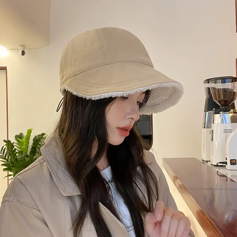 Women Fisherman Hat White Wool Thickened Warm Cap