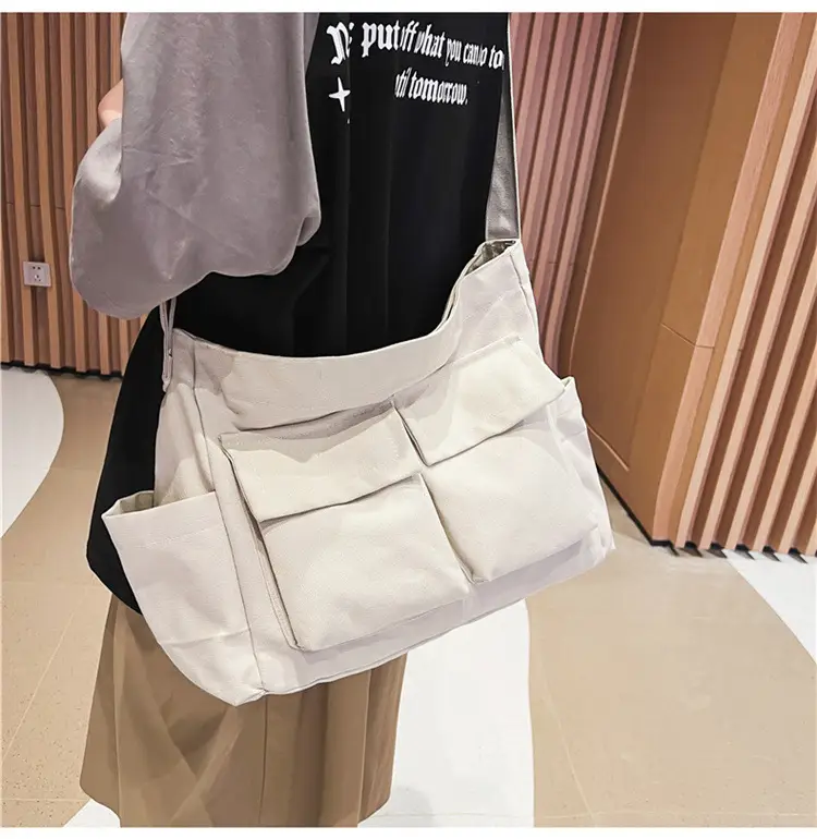 New Japanese Style Large Capacity Black Shoulder Bag — feature 29