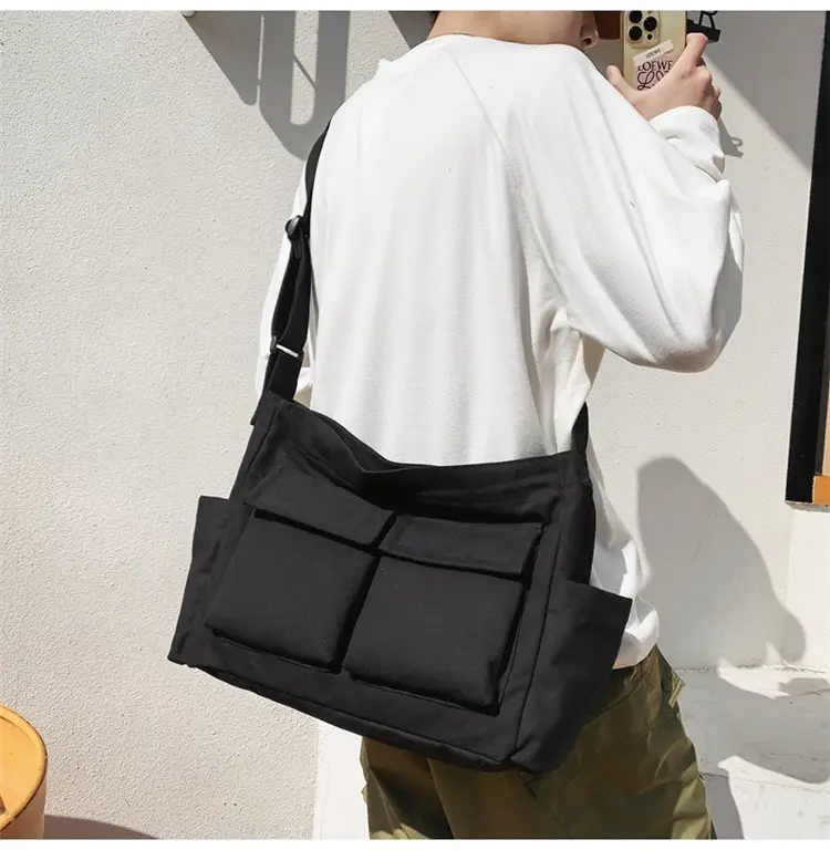 New Japanese Style Large Capacity Black Shoulder Bag — feature 39
