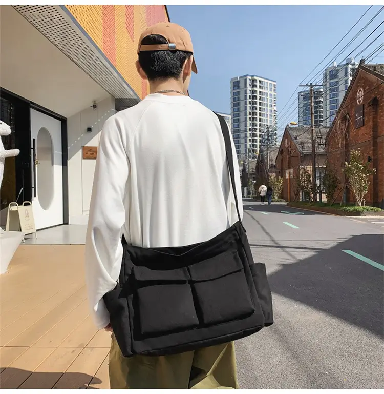 New Japanese Style Large Capacity Black Shoulder Bag — feature 41